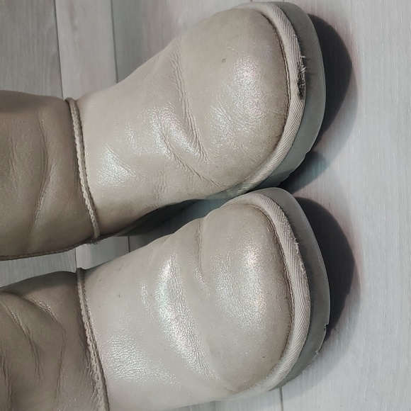 Ugg Australia Women Bailey I Do Wedding Bridal Short Sheepskin Boots shoes 8 - Picture 4 of 15